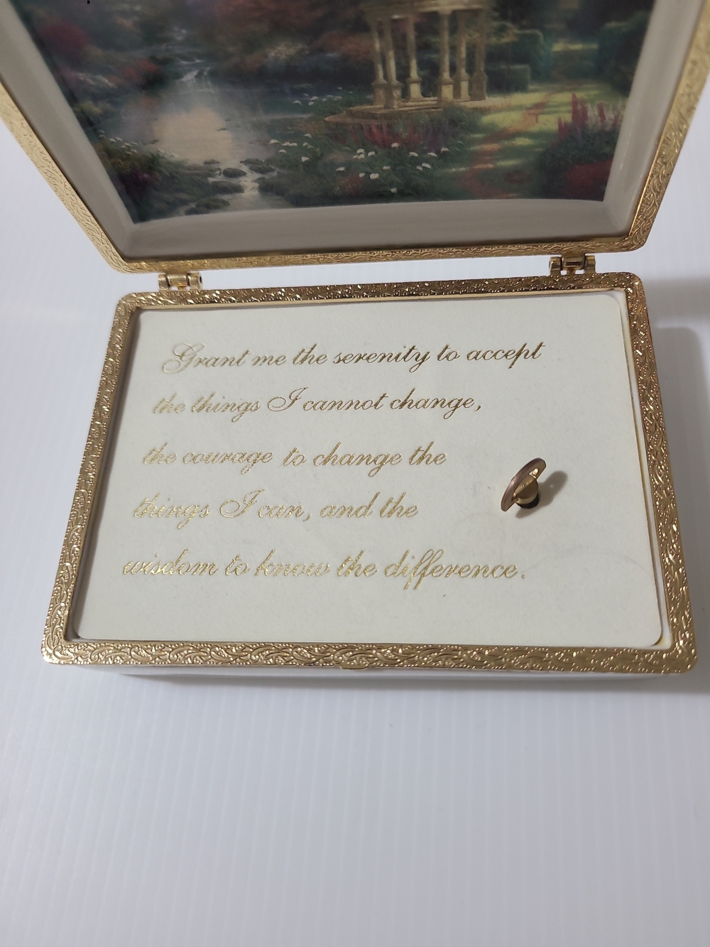 Thomas Kinkade Serenity Prayer Music Box Plays Amazing Grace 2005 - Picture 8 of 11